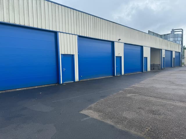 Bâtiment de stockage